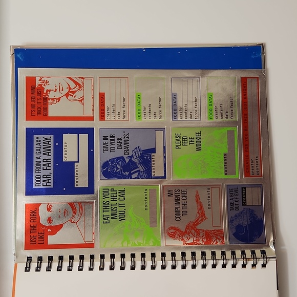 The Star Wars Cookbook: Wookies Cookies and other Galactic Recipes - Picture 3 of 4